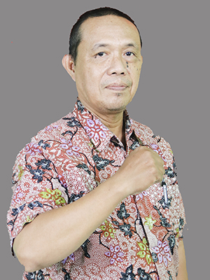Drs M Machfud